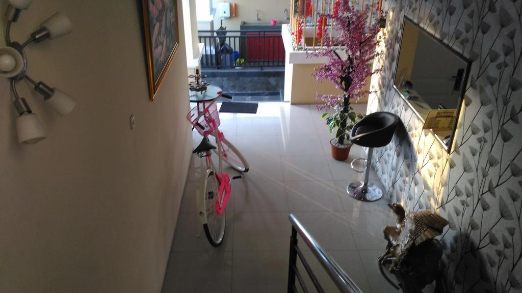 Diponegoro House Hotel Salatiga Eksteriør billede