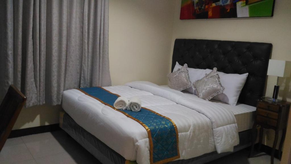 Diponegoro House Hotel Salatiga Eksteriør billede