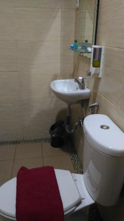 Diponegoro House Hotel Salatiga Eksteriør billede